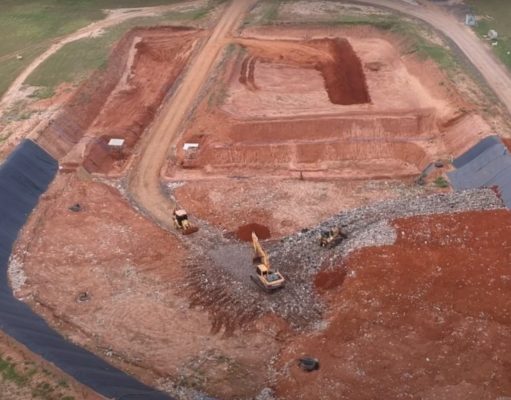 PROMOTORIA DE JUSTIÇA DE SANTO ANTÔNIO DA PATRULHA OPINA PELA SUSPENSÃO DAS ATIVIDADES DE OPERAÇÕES DO ATERRO SANITARIO DA RAC SANEAMENTO, A REALIZAÇÃO DE EIA-RIMA, E A SUSPENSÃO DA AMPLIAÇÃO DO EMPREENDIMENTO